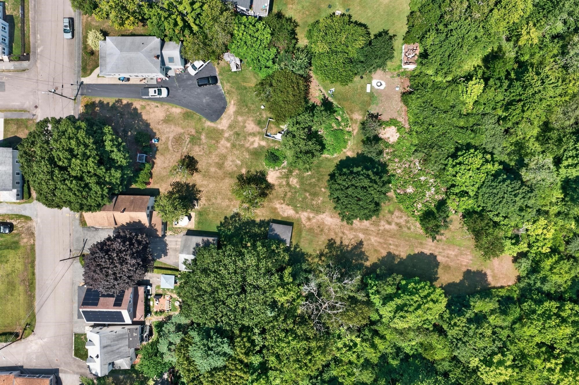 14 Green St. Property Photo 13
