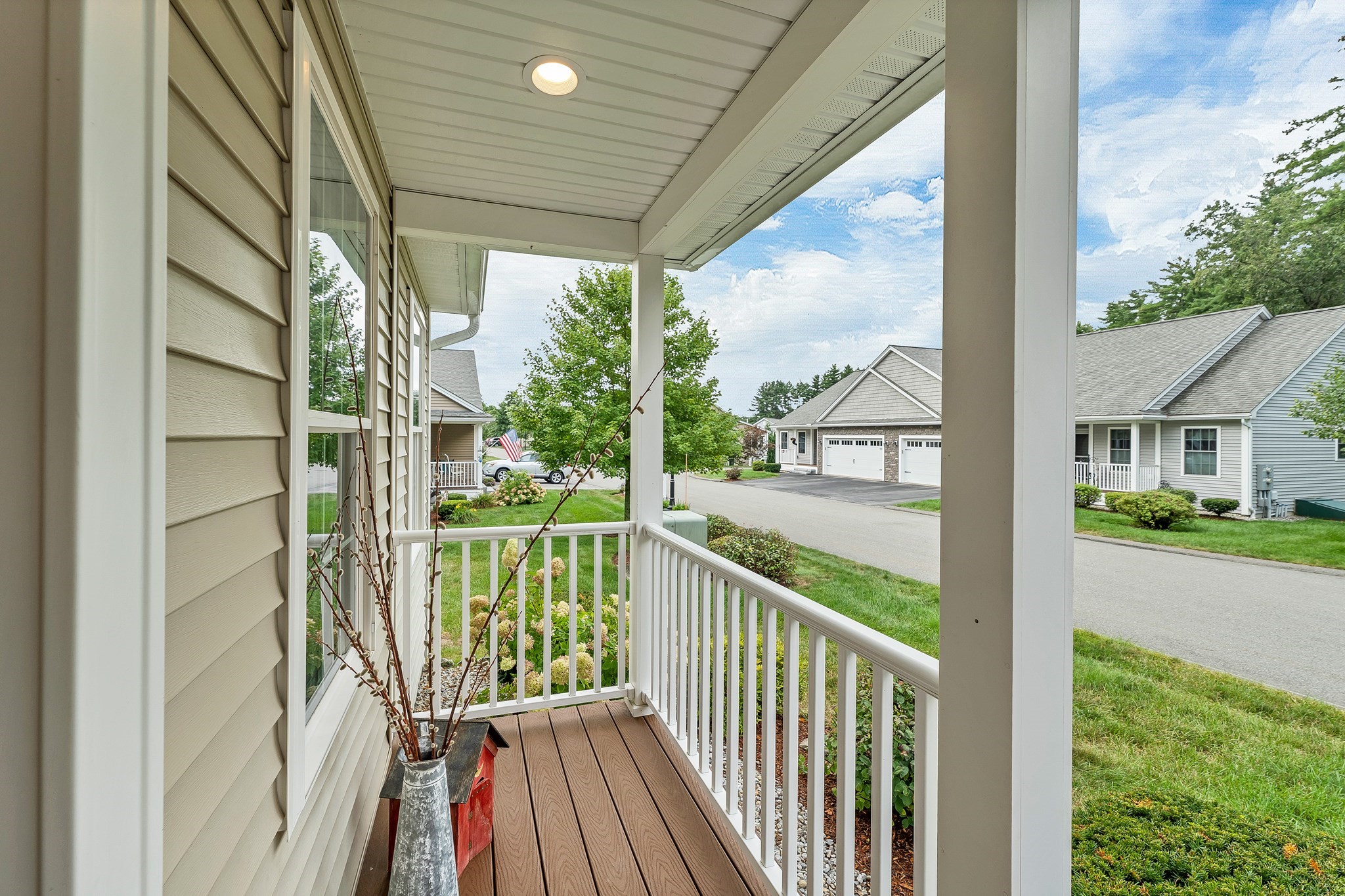 7 Benning St # A Property Photo 8