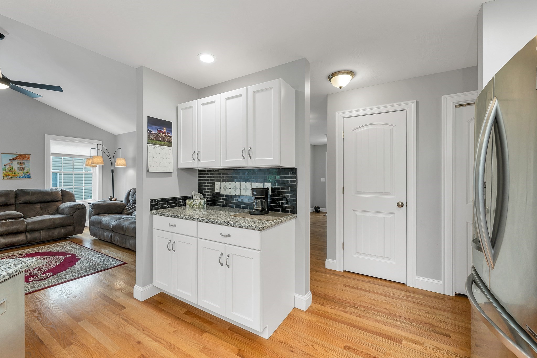 7 Benning St # A Property Photo 27