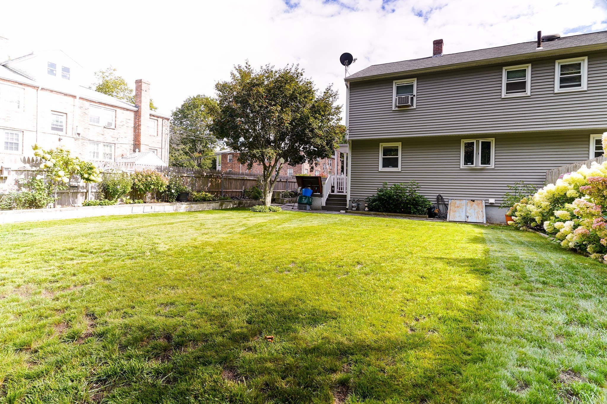 112 Hollis St # 112 Property Photo 3