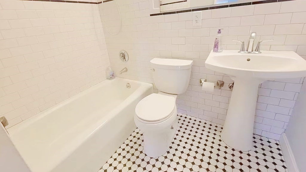 1643 Cambridge St # 77 Property Photo 18
