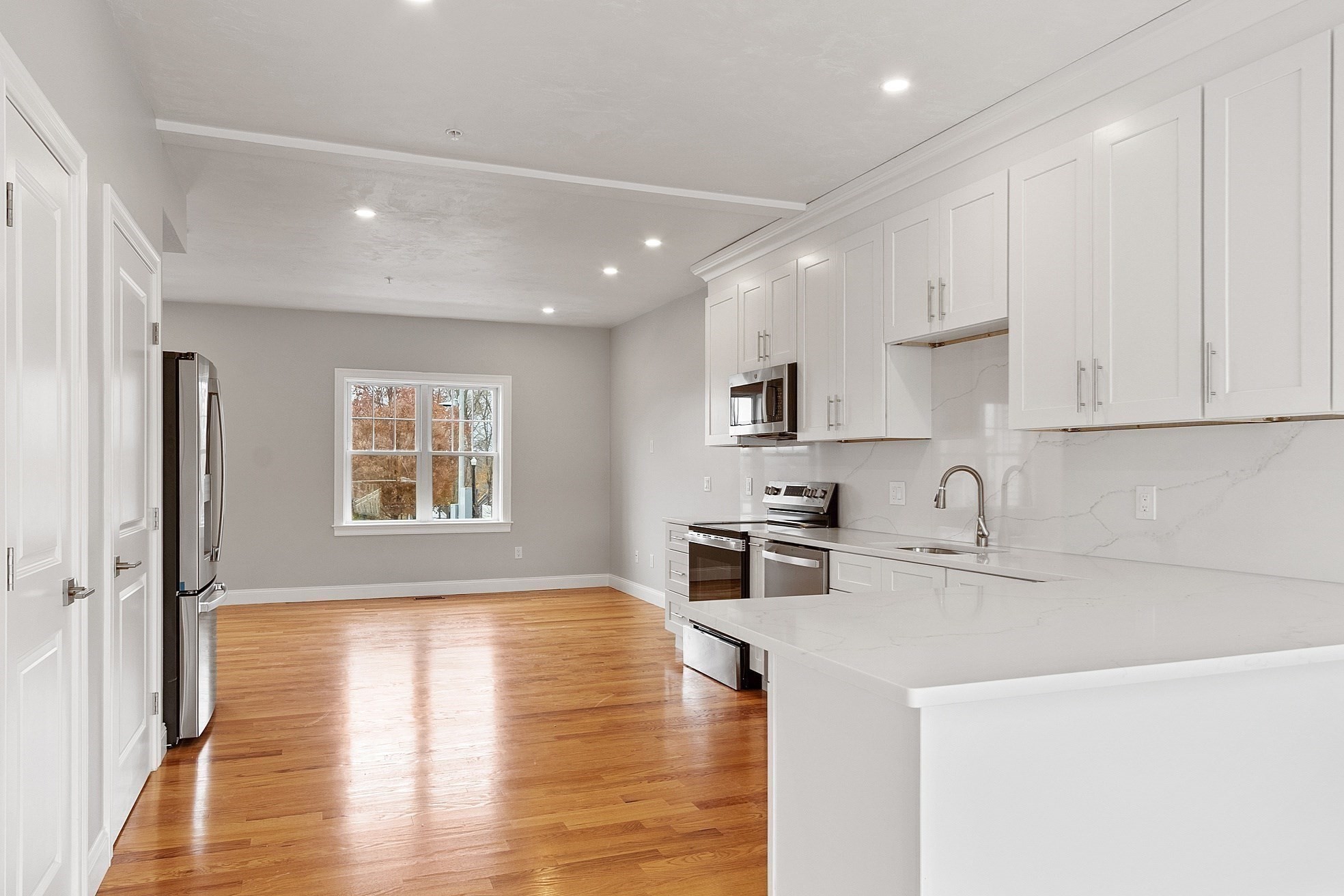 10 Windsor St Property Photo 10