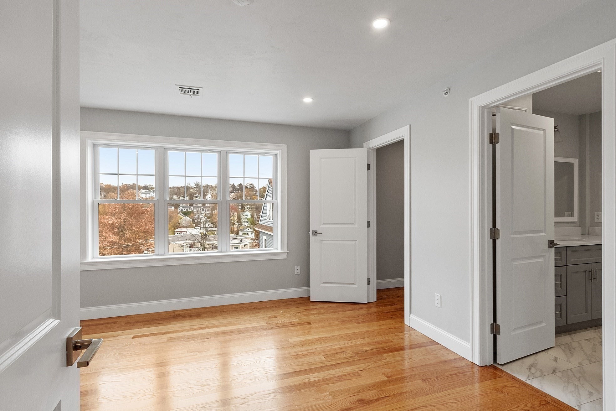 10 Windsor St Property Photo 21