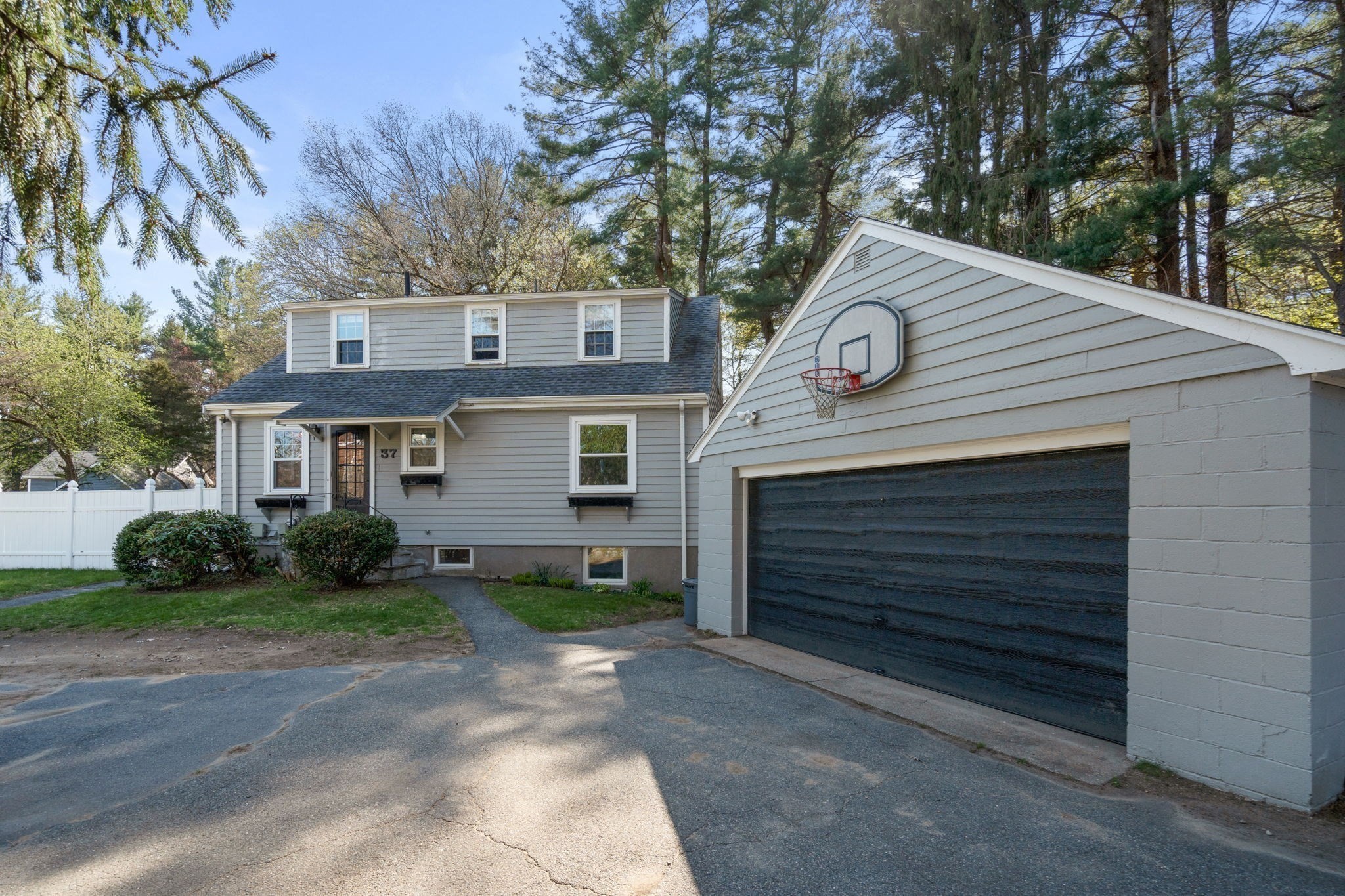 37 School Street Property Photo 4