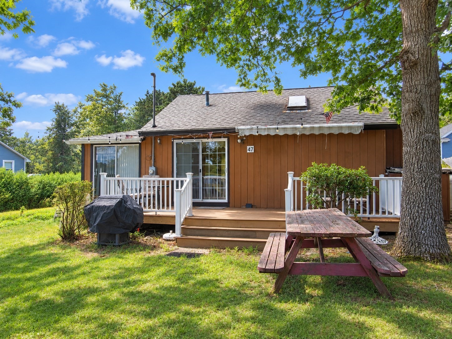 47 Marine Ave Property Photo 2