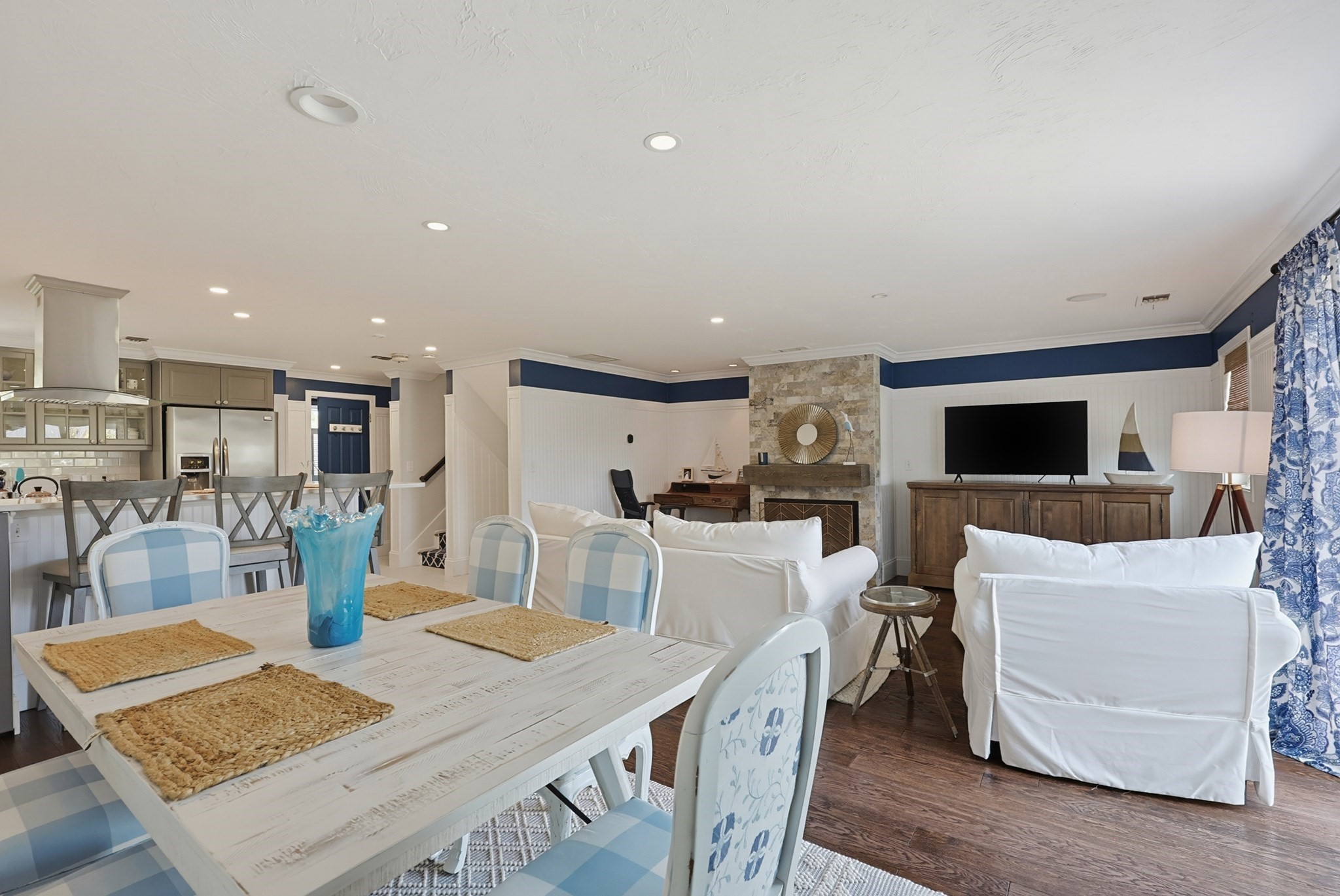 554 White Cliff Dr. Property Photo 14