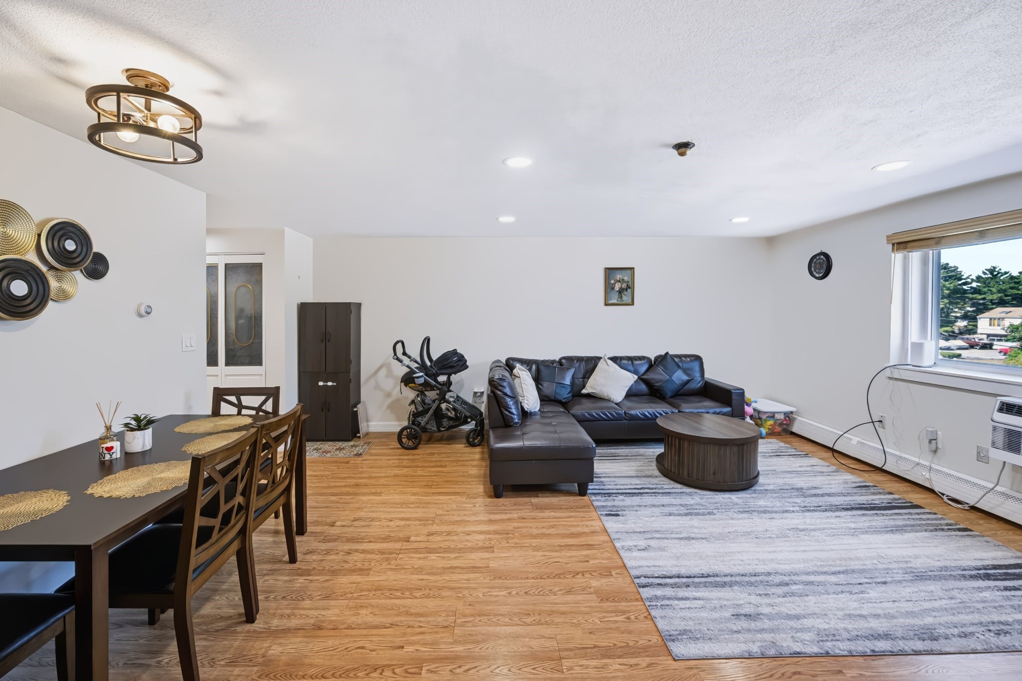 215 Winter St # 3p Property Photo 6