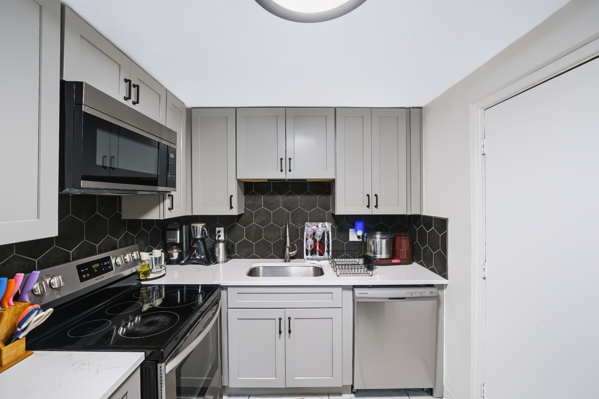 215 Winter St # 3p Property Photo 10