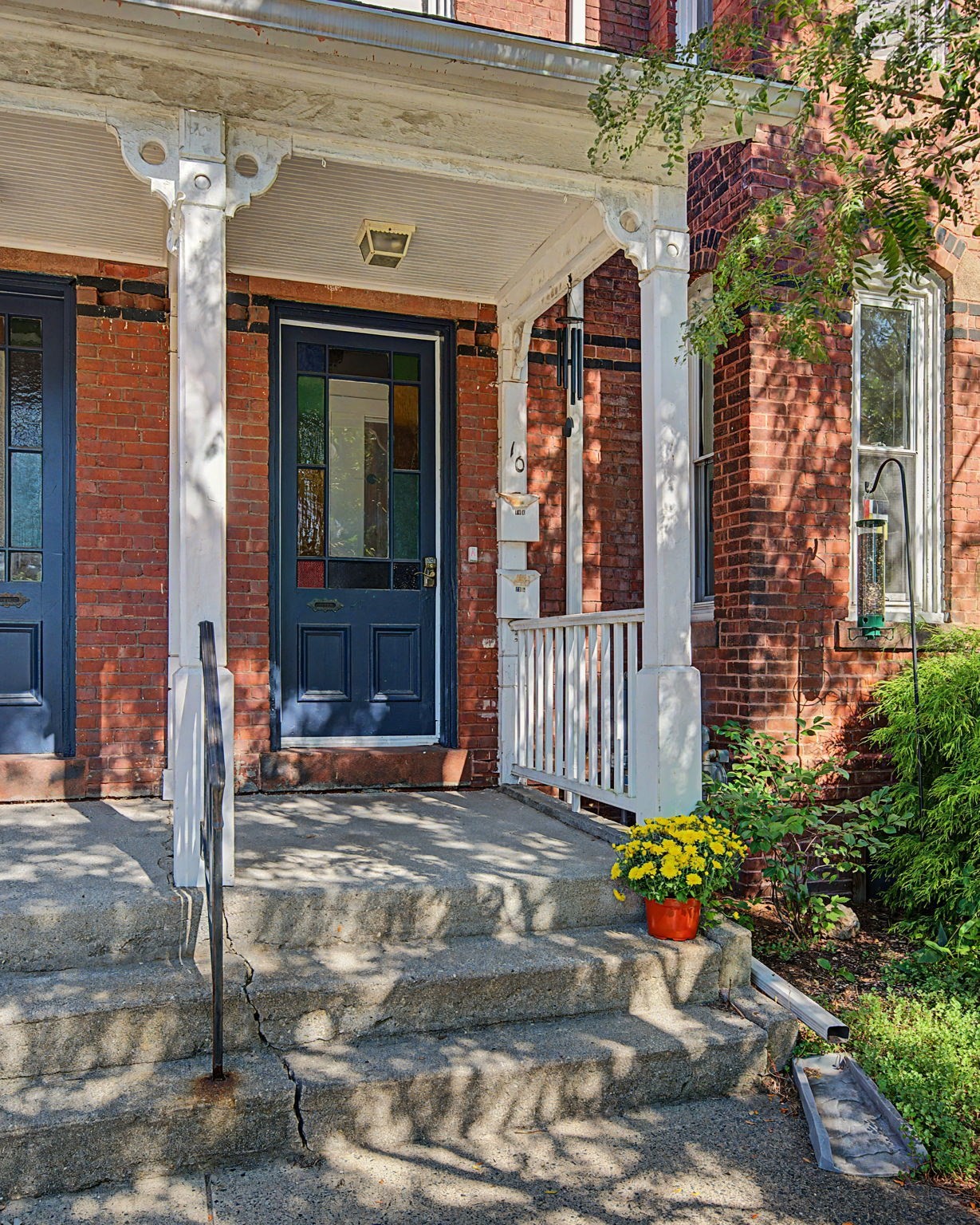 10 A Graves Ave # A Property Photo 2