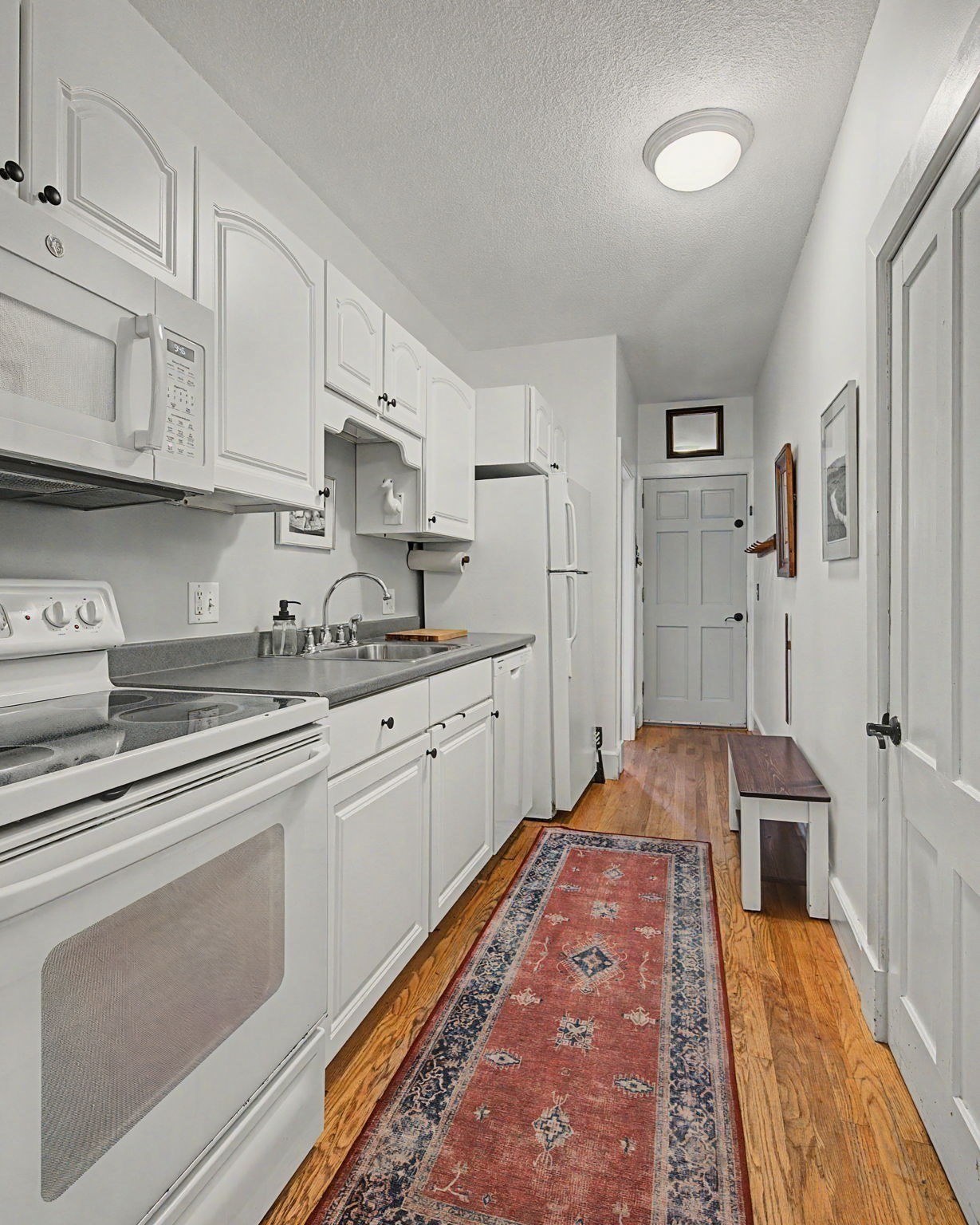 10 A Graves Ave # A Property Photo 5