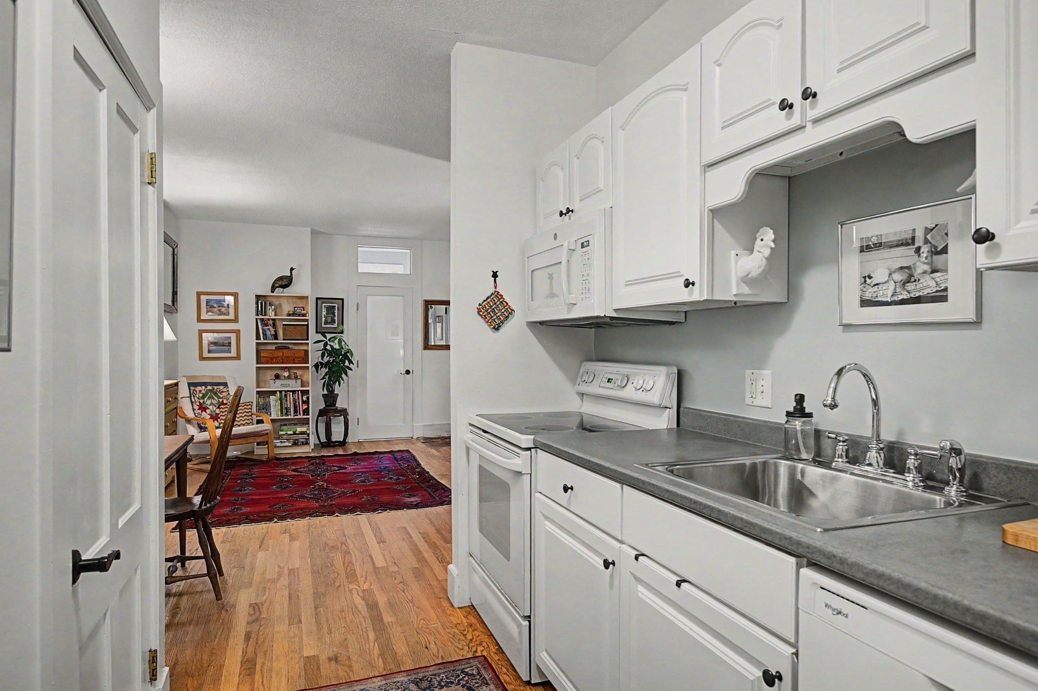 10 A Graves Ave # A Property Photo 7