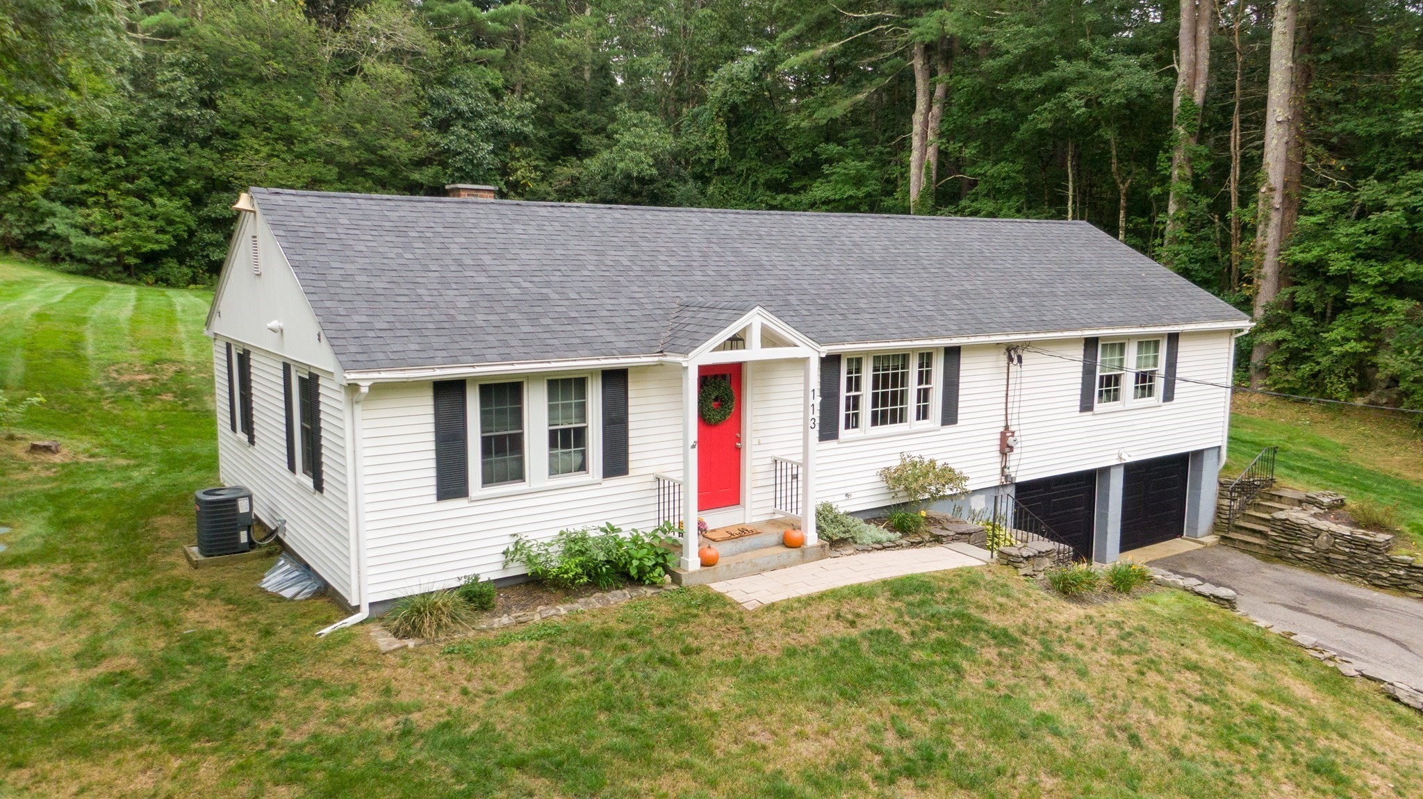 113 Charlton Rd Property Photo 2