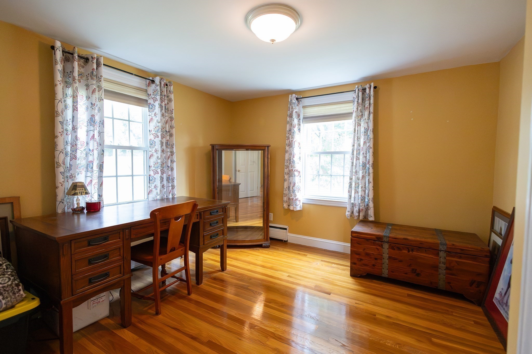 351 Elm St Property Photo 12
