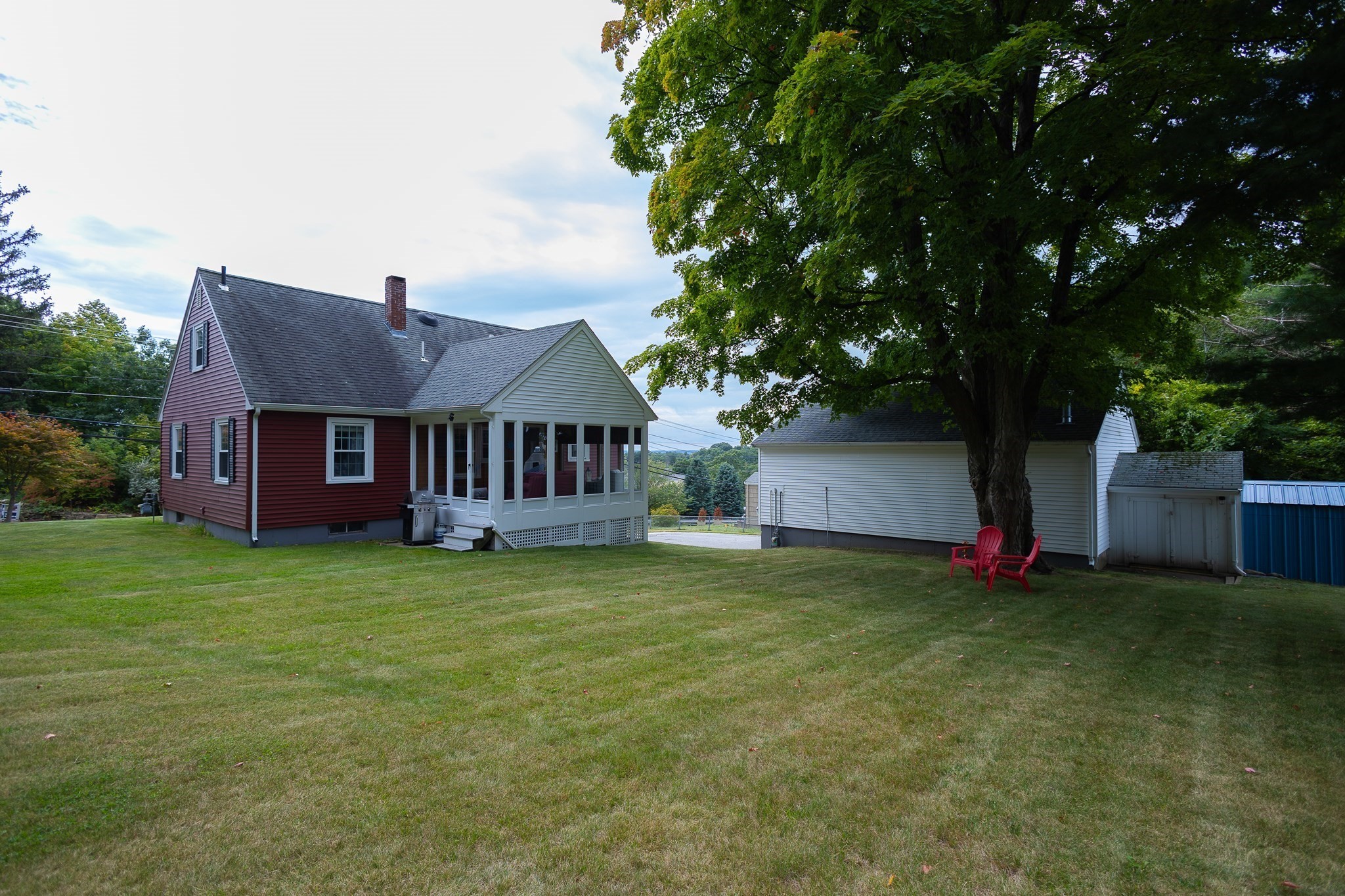 351 Elm St Property Photo 35