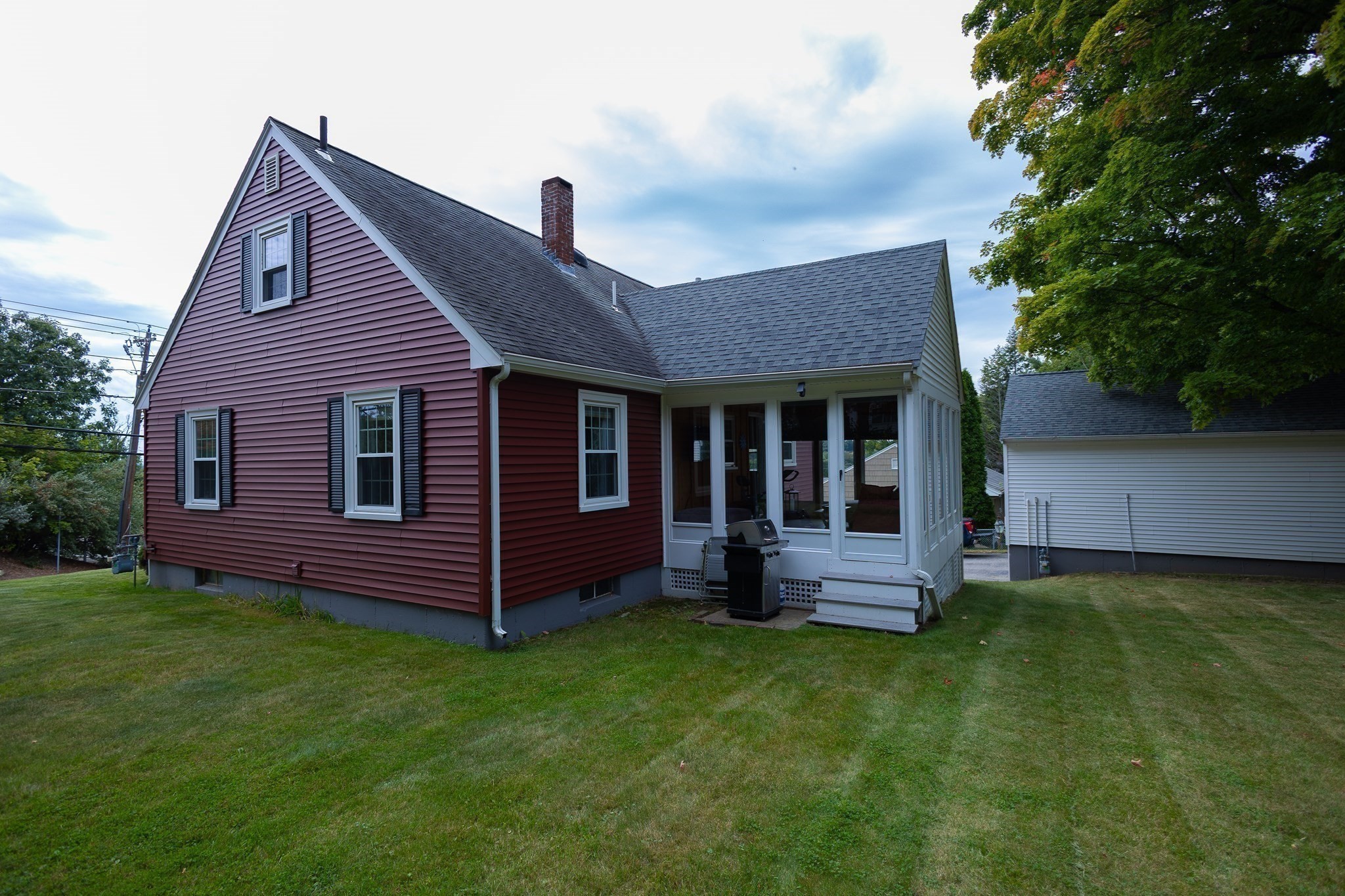 351 Elm St Property Photo 36