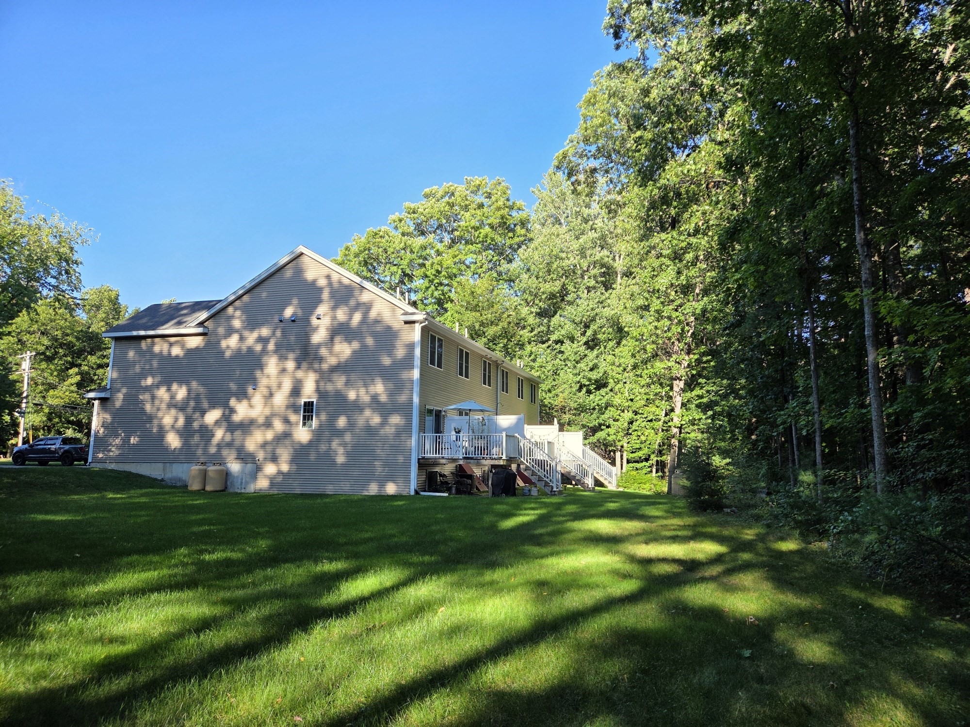 658 Massachusetts Ave # 3 Property Photo 40