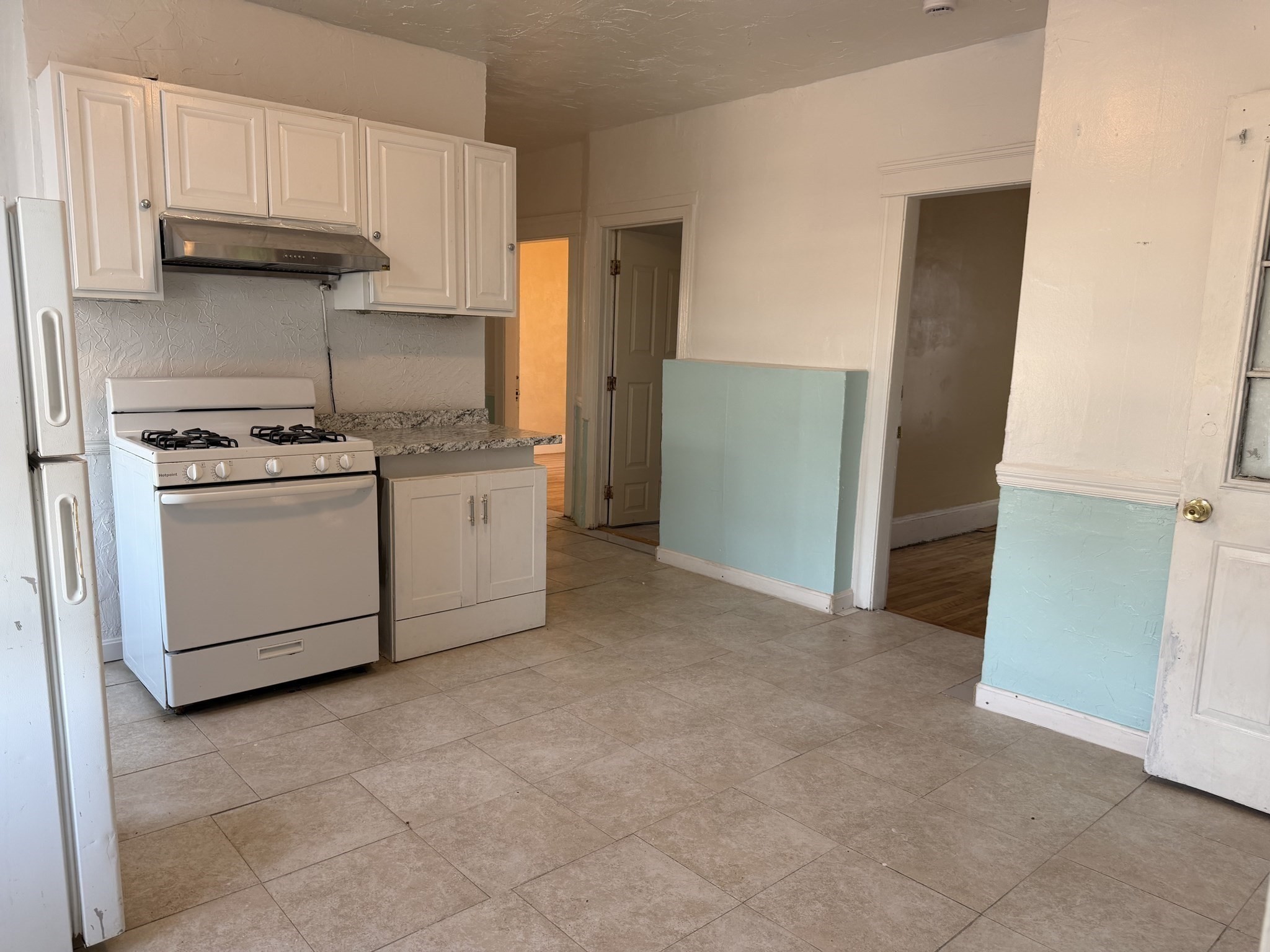 2 Shirley St # 2 Property Photo 14