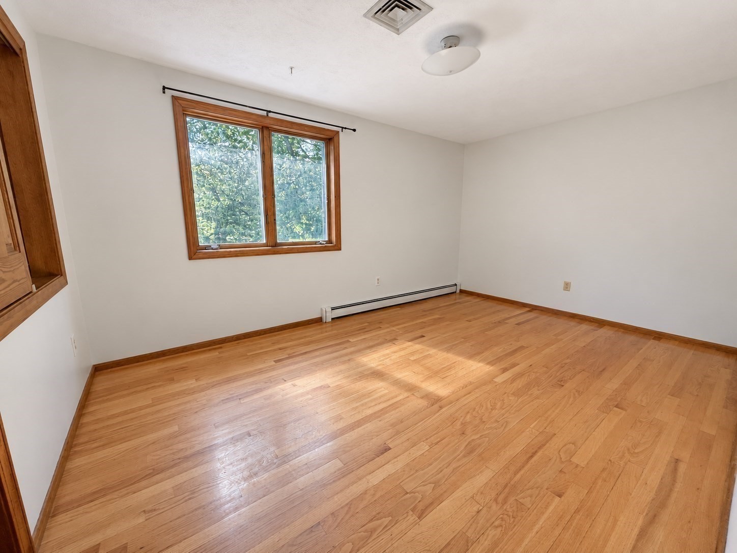 39 Ingleside Property Photo 14