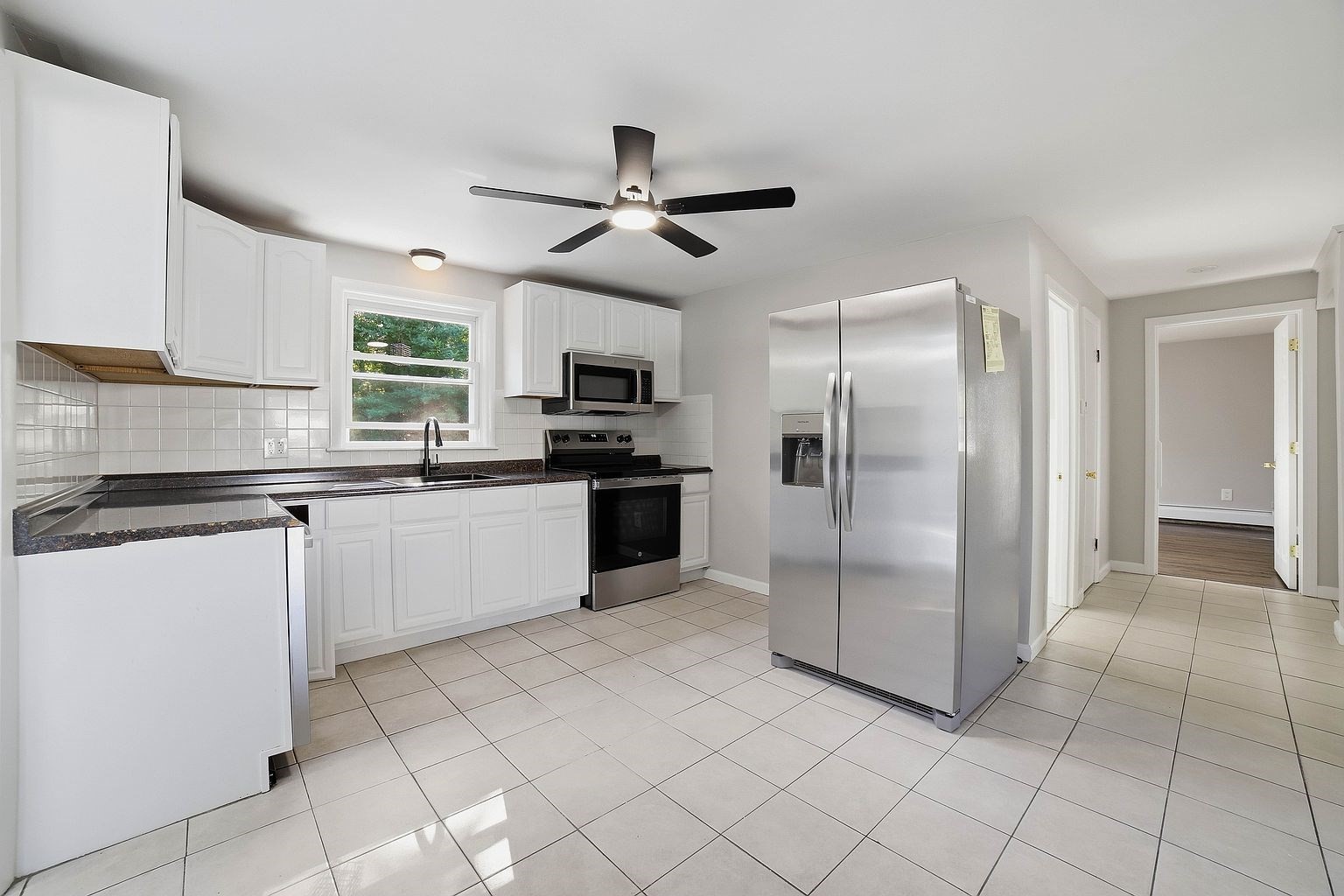 200 North Quinsigamond St Property Photo 3