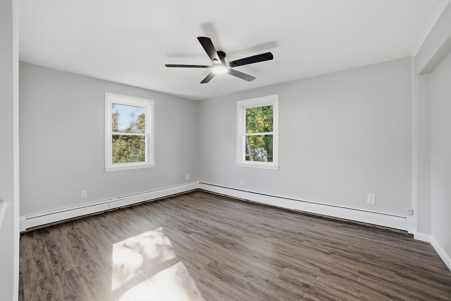 200 North Quinsigamond St Property Photo 13
