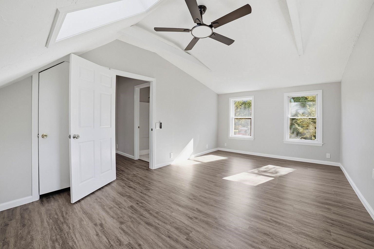 200 North Quinsigamond St Property Photo 17