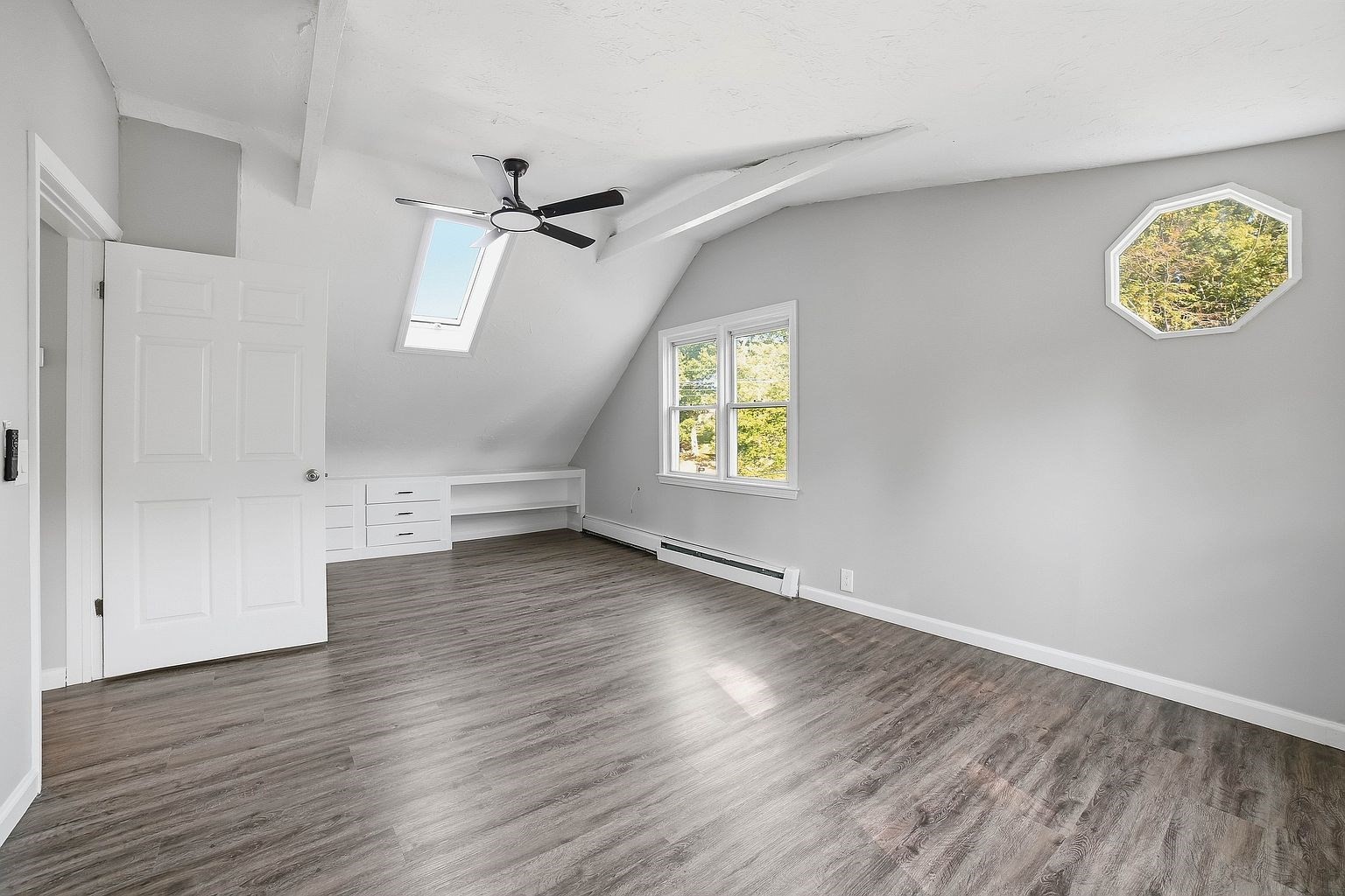 200 North Quinsigamond St Property Photo 21