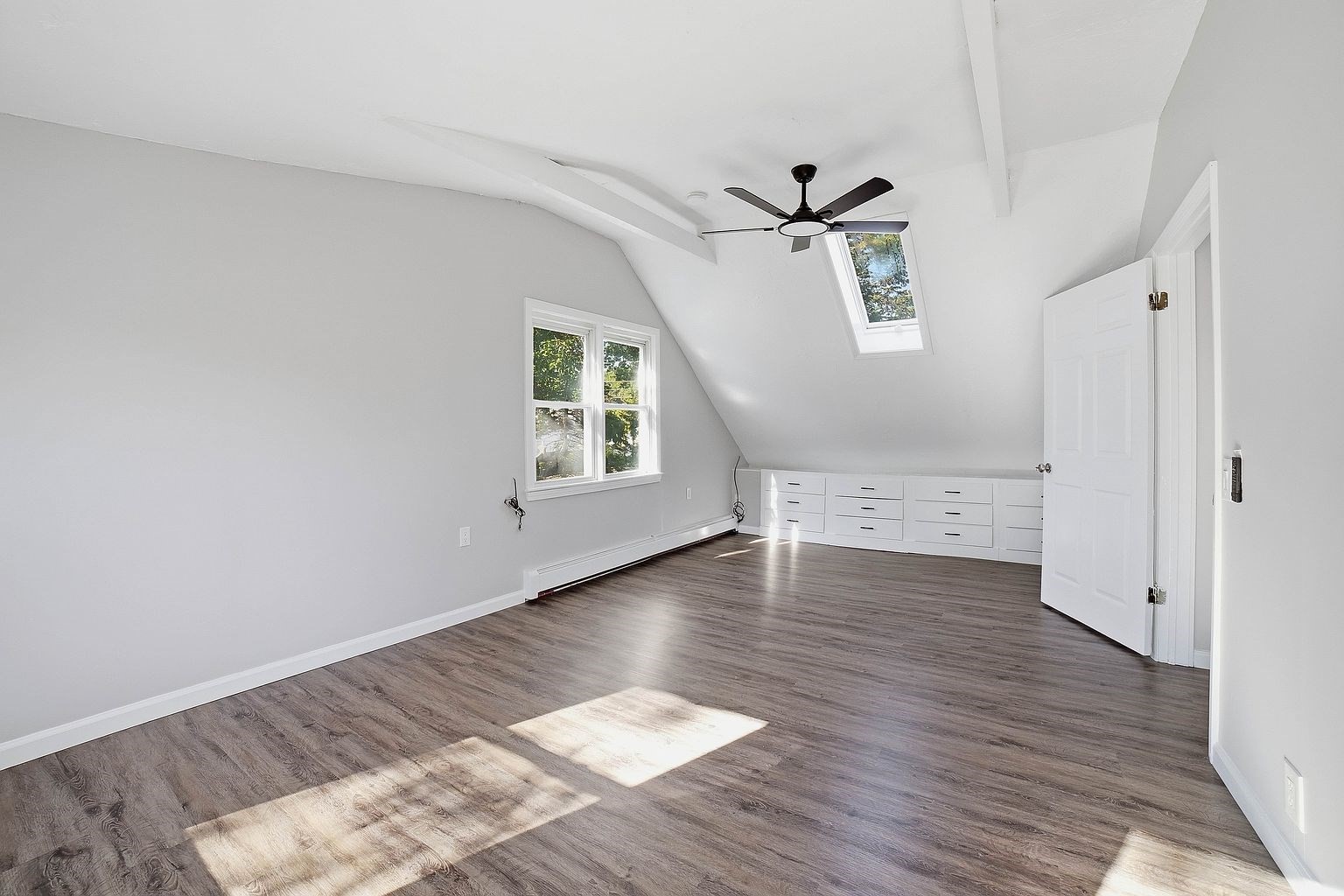 200 North Quinsigamond St Property Photo 22