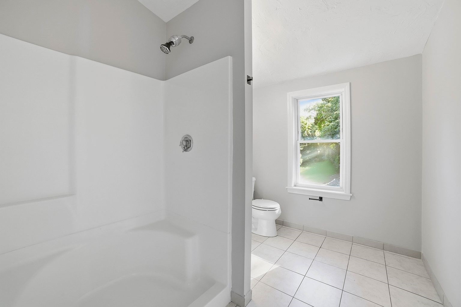 200 North Quinsigamond St Property Photo 23