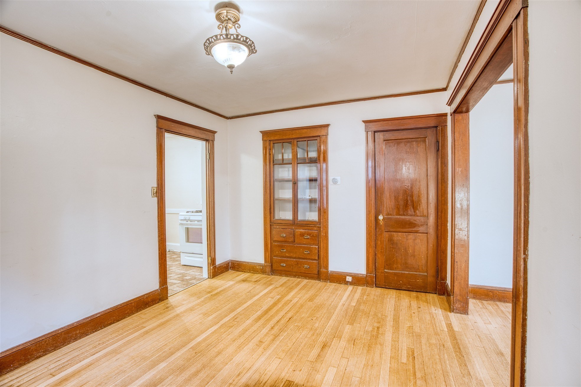 29 Channing St # 4 Property Photo 6
