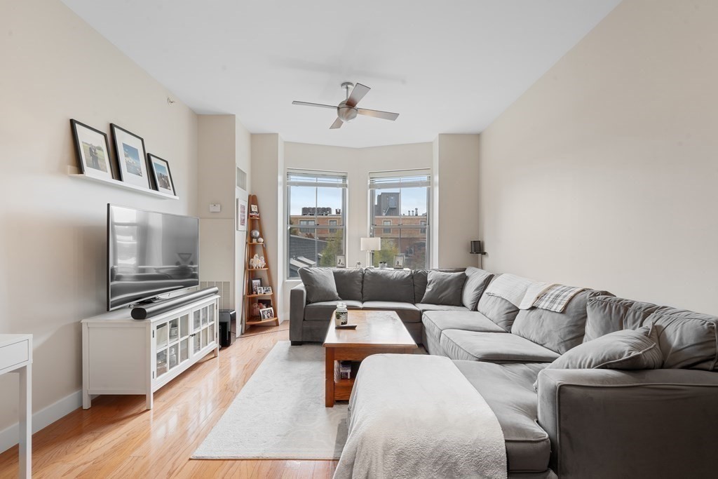 15 Waltham # B505 Property Photo 1
