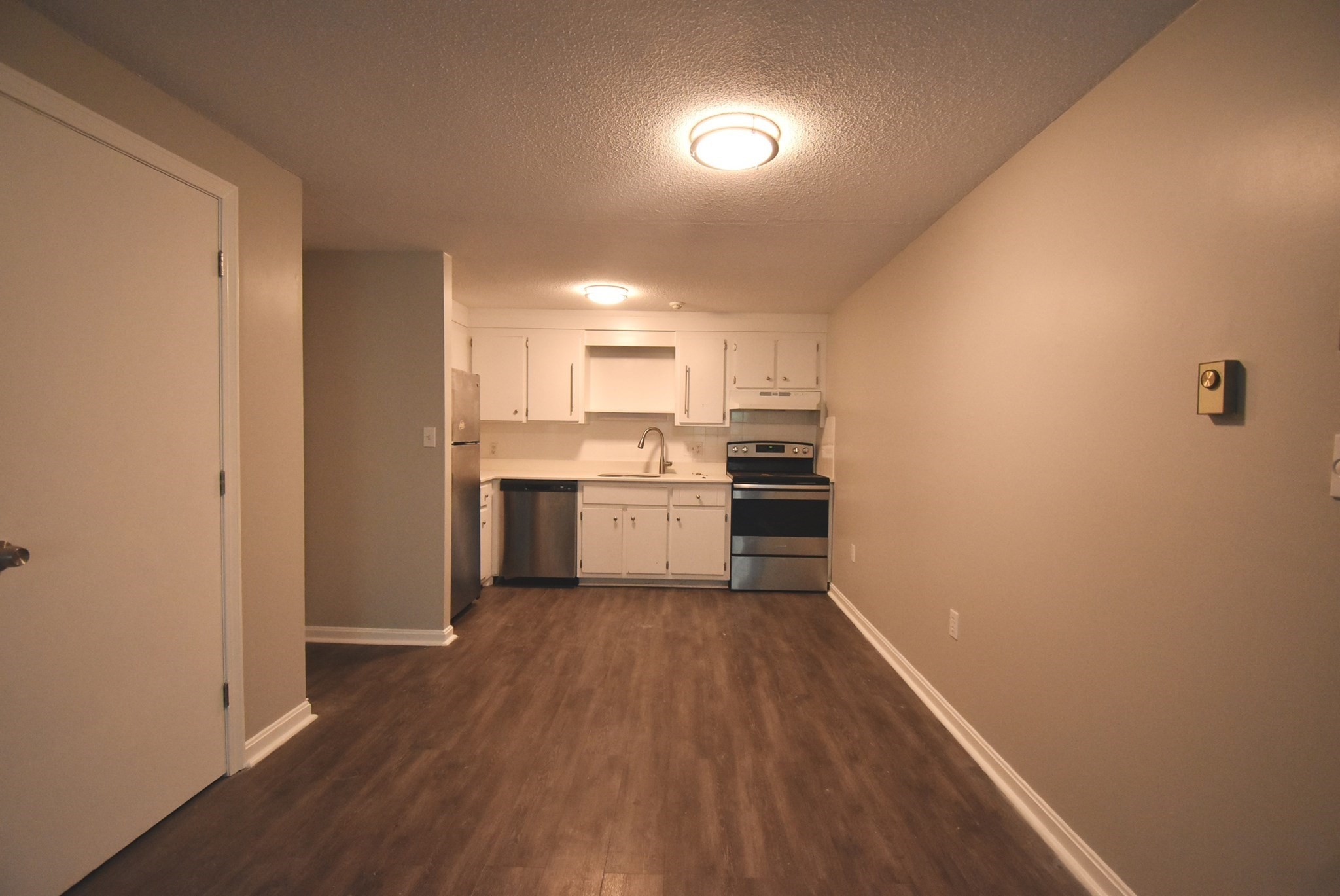1 Trafalgar Dr # 12a Property Photo 3