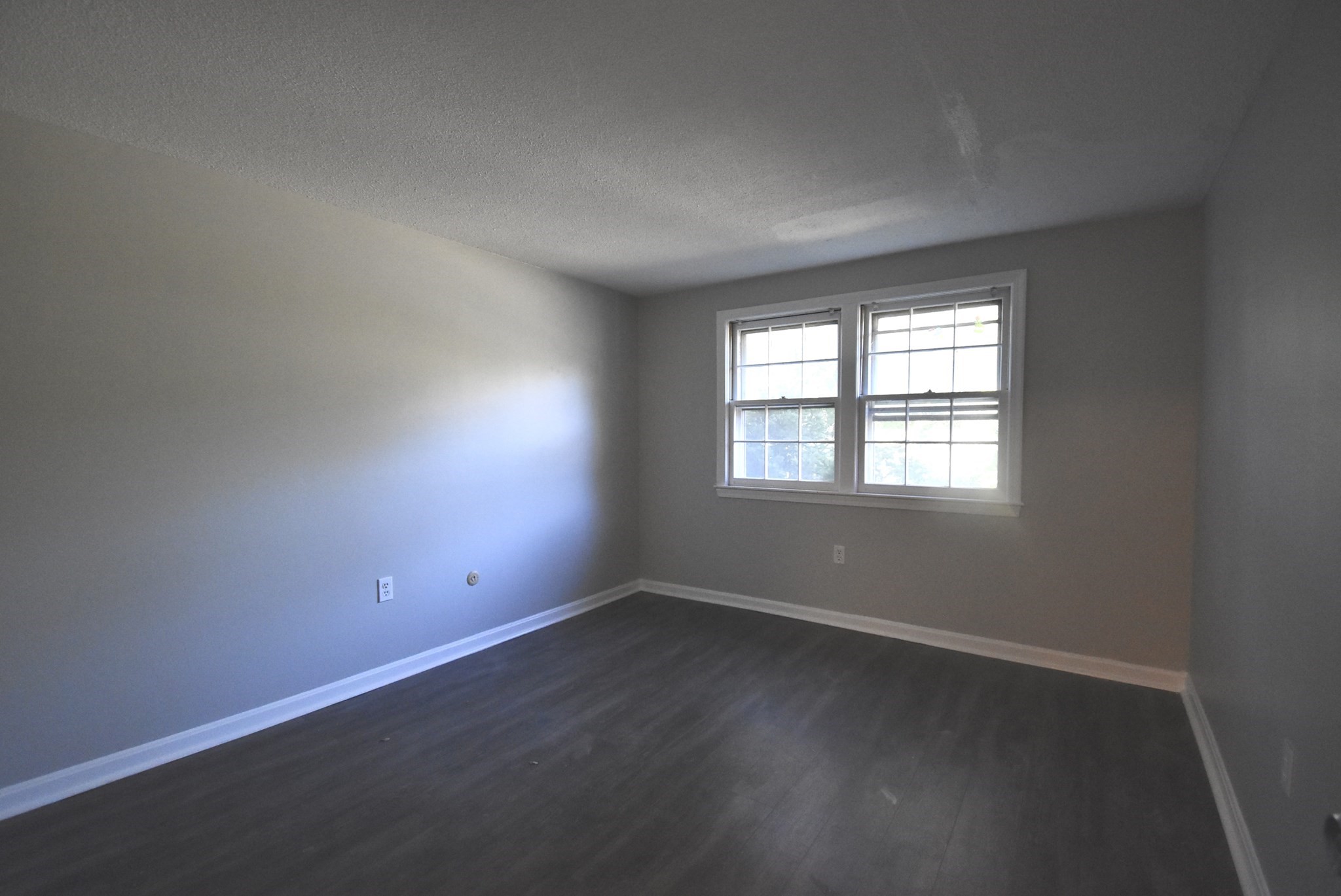 1 Trafalgar Dr # 12a Property Photo 5