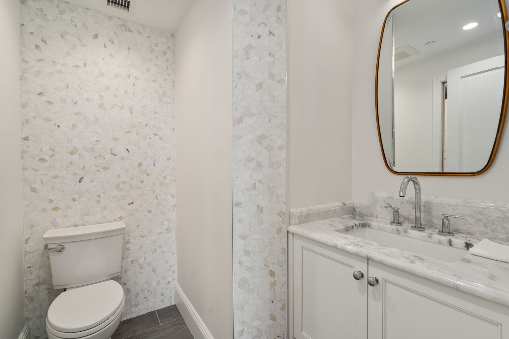 20 Rowes Wharf # 701 Property Photo 25