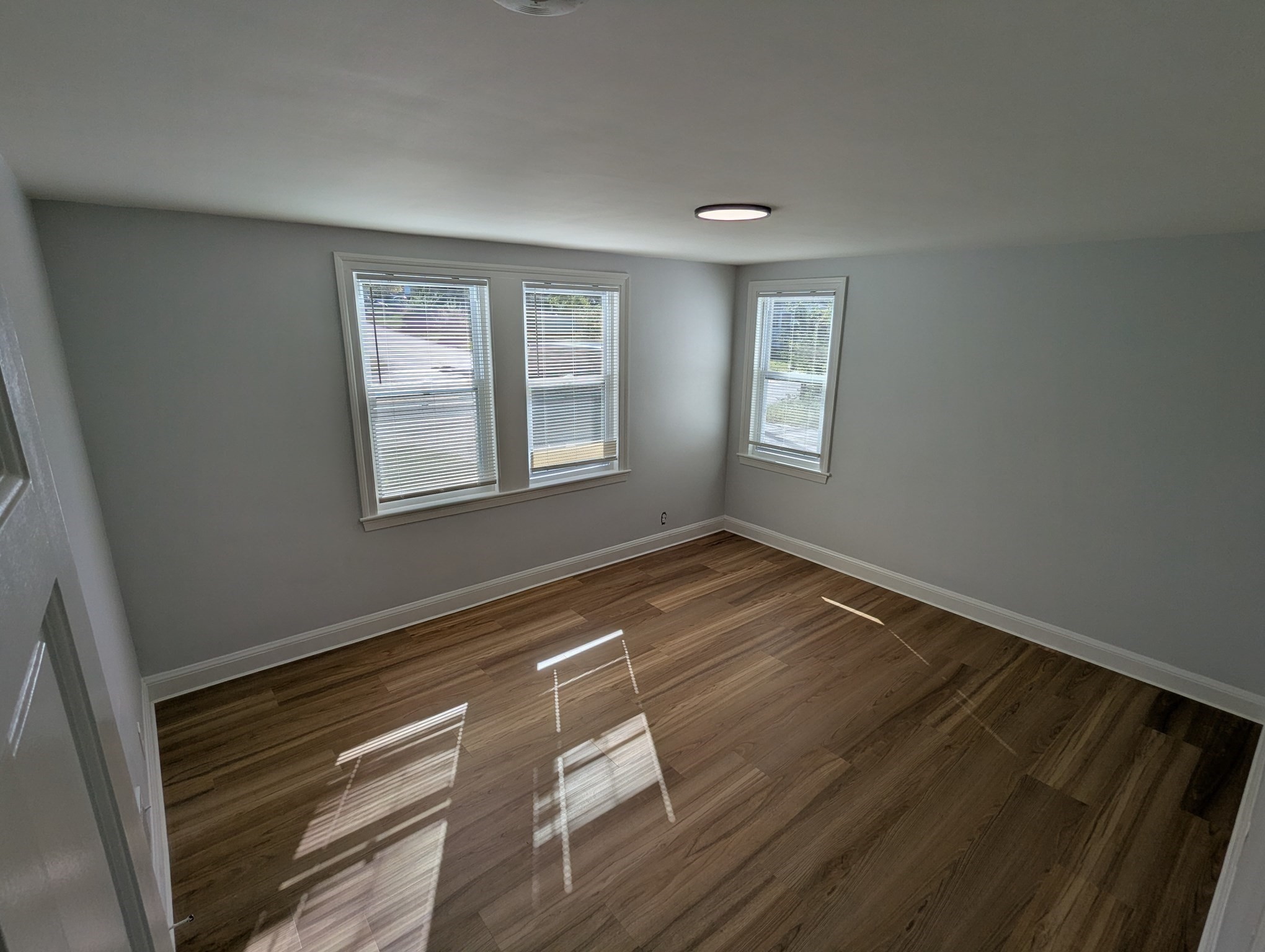 58 Washington St Property Photo 6