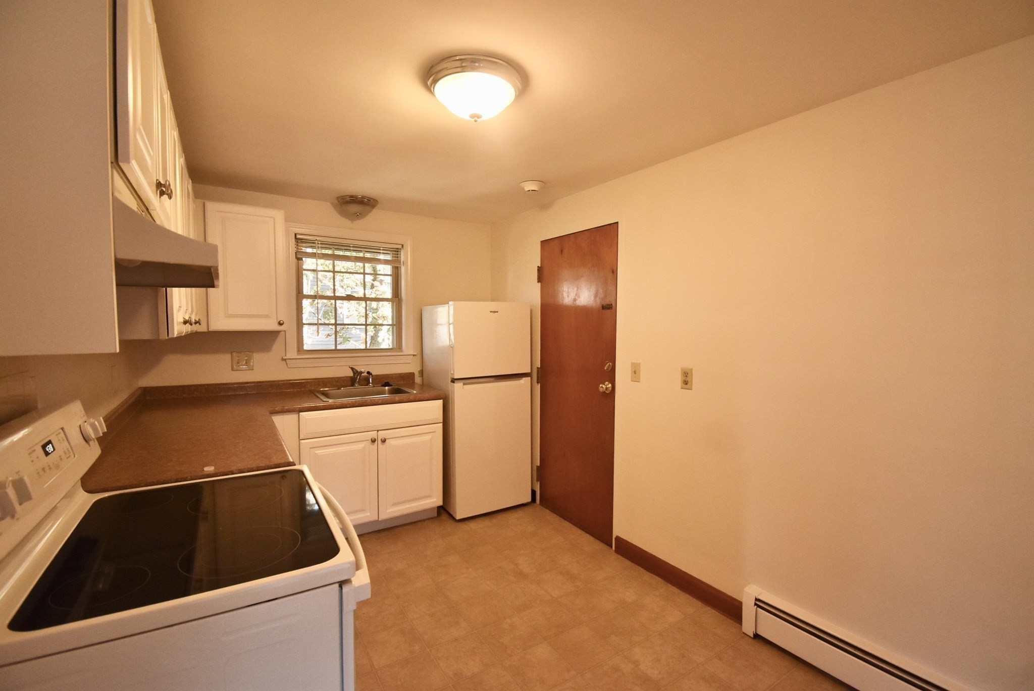 600 Cabot St # 3 Property Photo 2