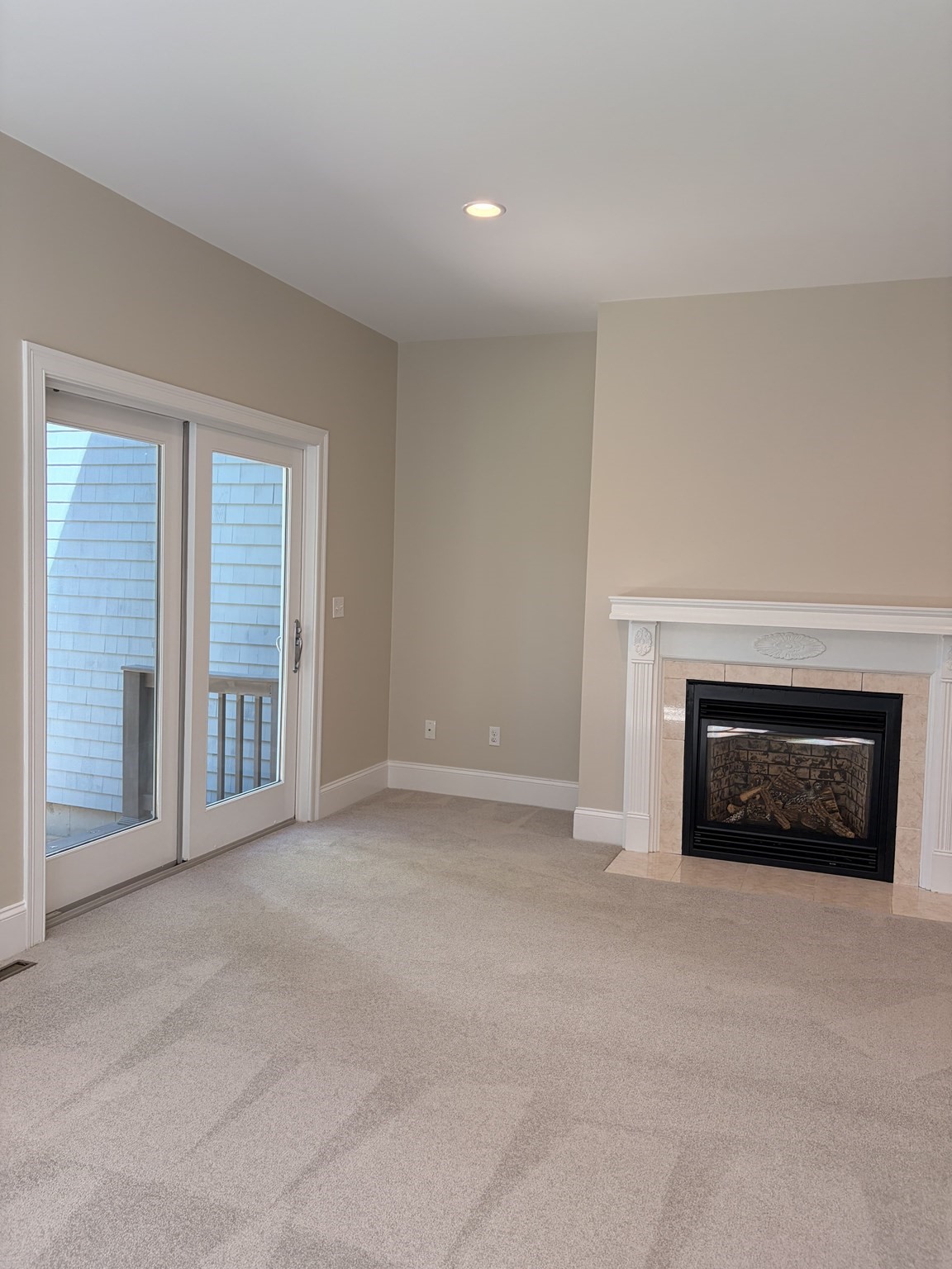 38 Hathaway Pond Cir # 38 Property Photo 11