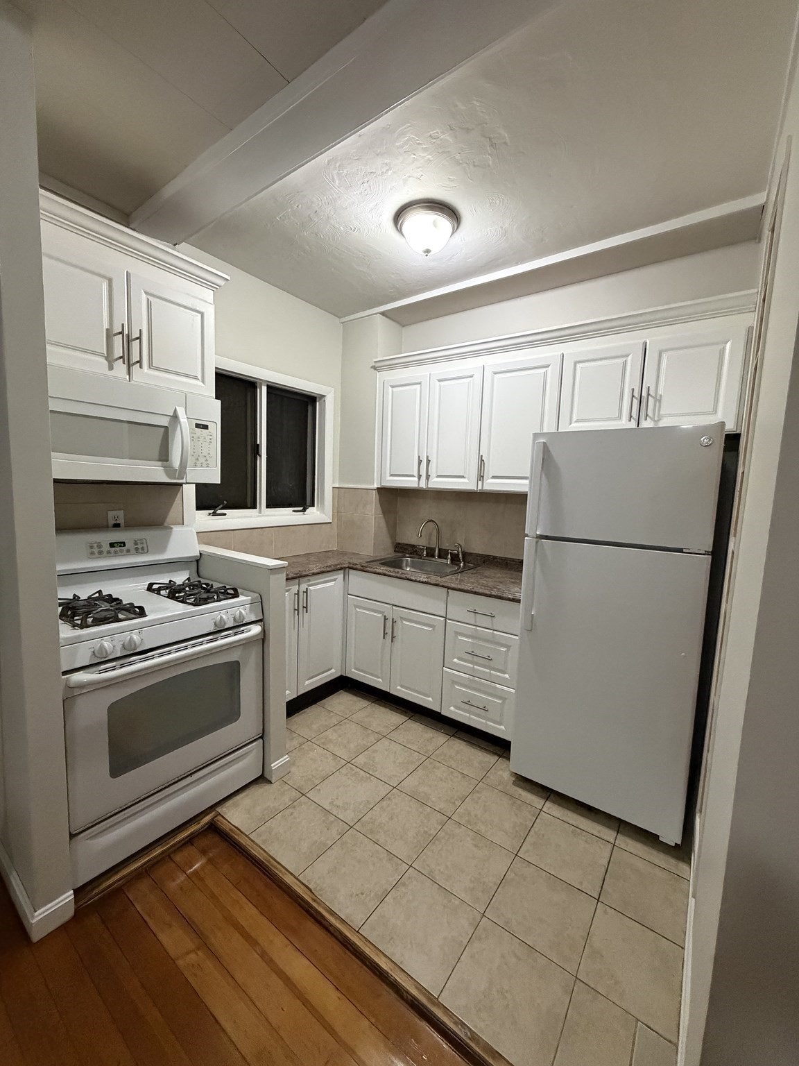 245 Cory Property Photo 3