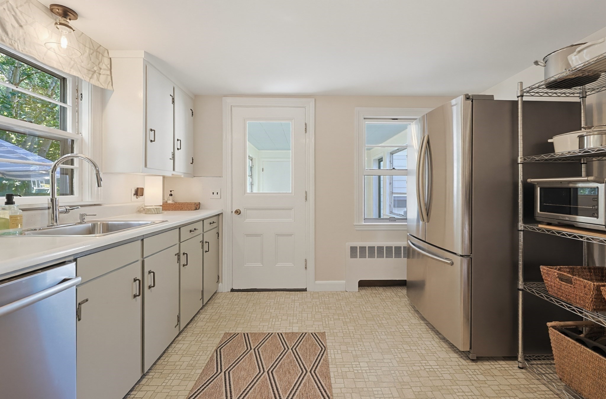 6 Park Ave. Property Photo 5