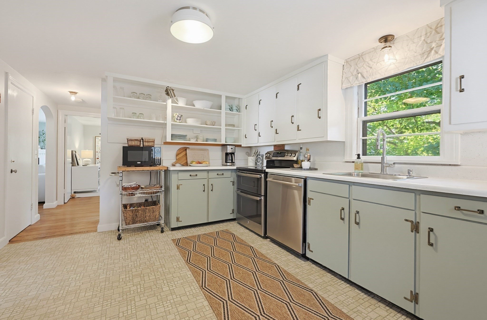 6 Park Ave. Property Photo 6