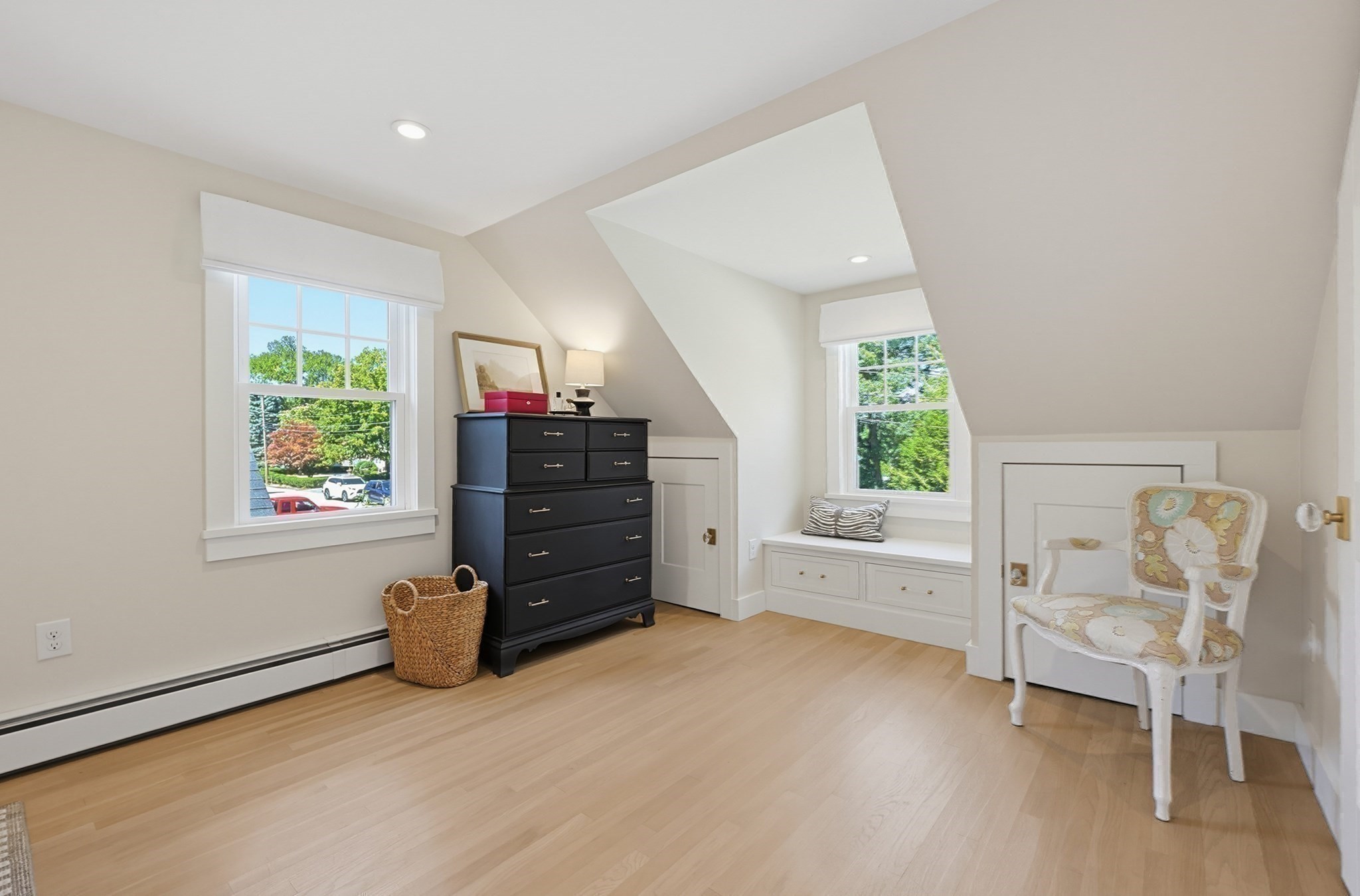 6 Park Ave. Property Photo 16