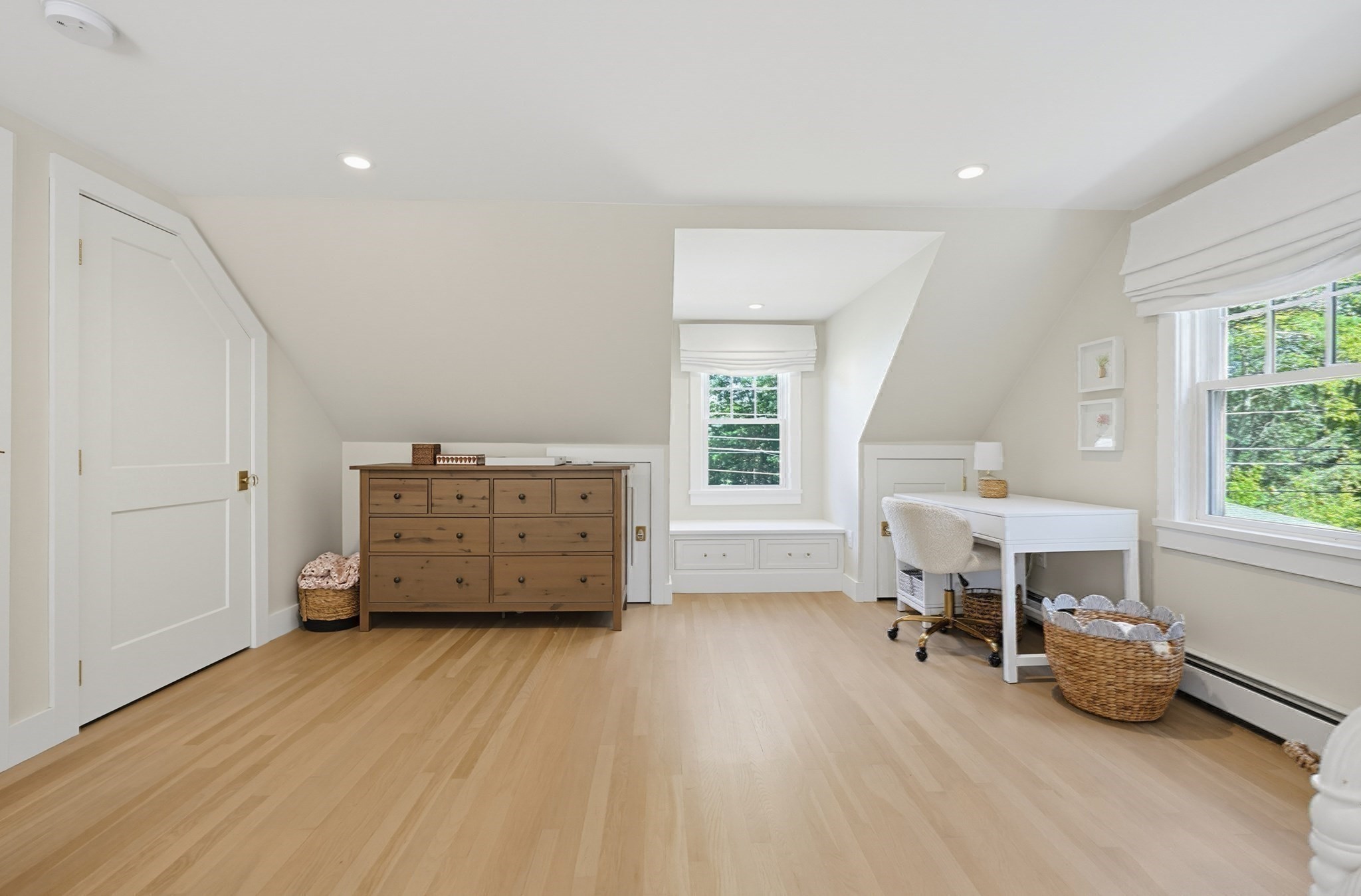 6 Park Ave. Property Photo 20