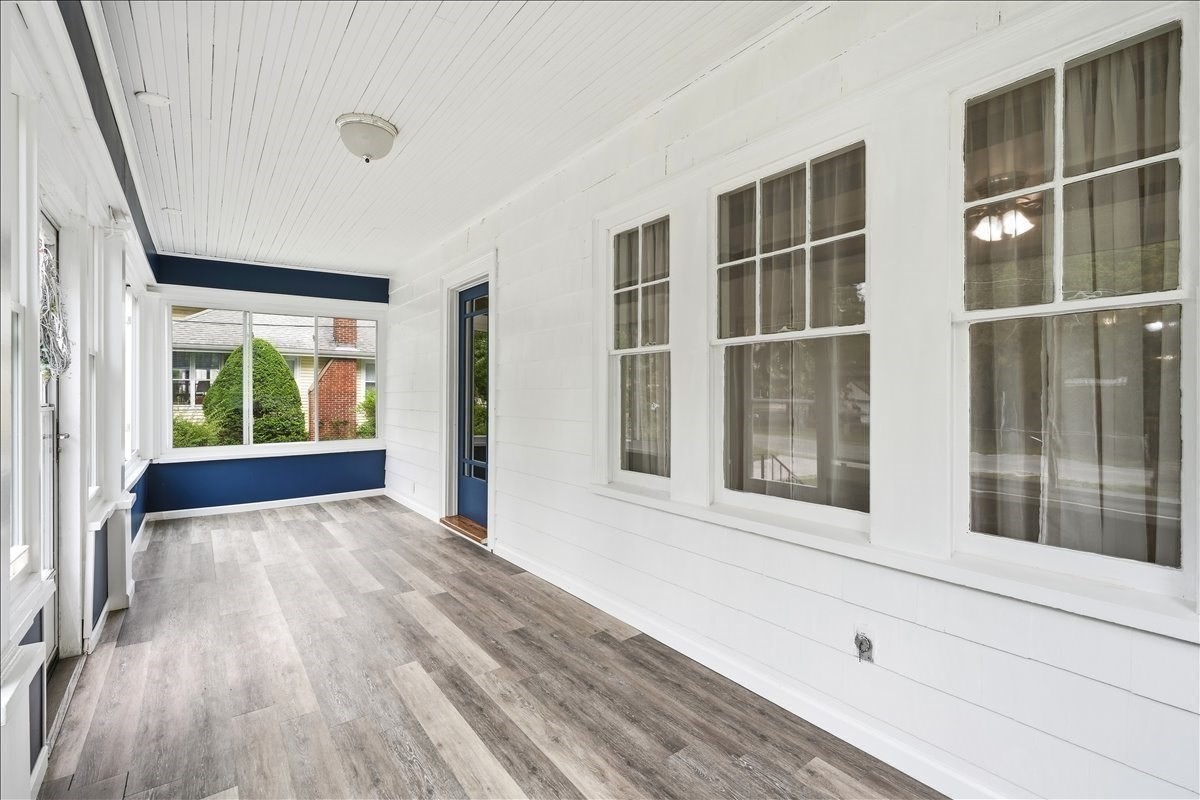15 Walnut St Property Photo 2