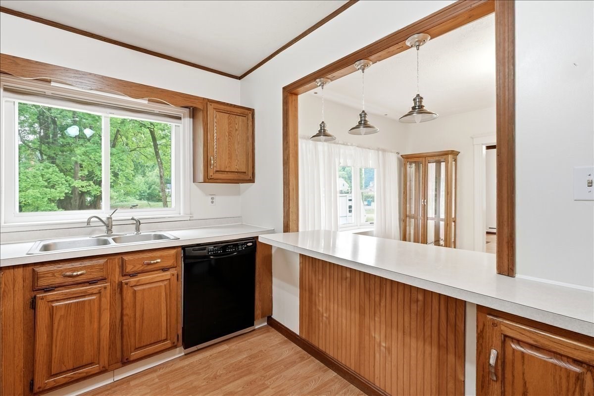 15 Walnut St Property Photo 12