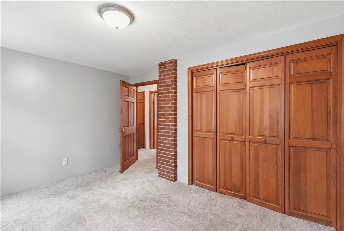 15 Walnut St Property Photo 26
