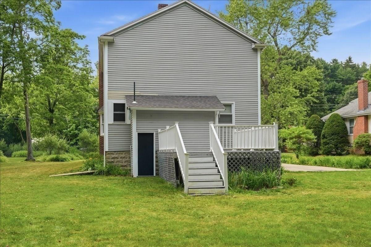15 Walnut St Property Photo 35