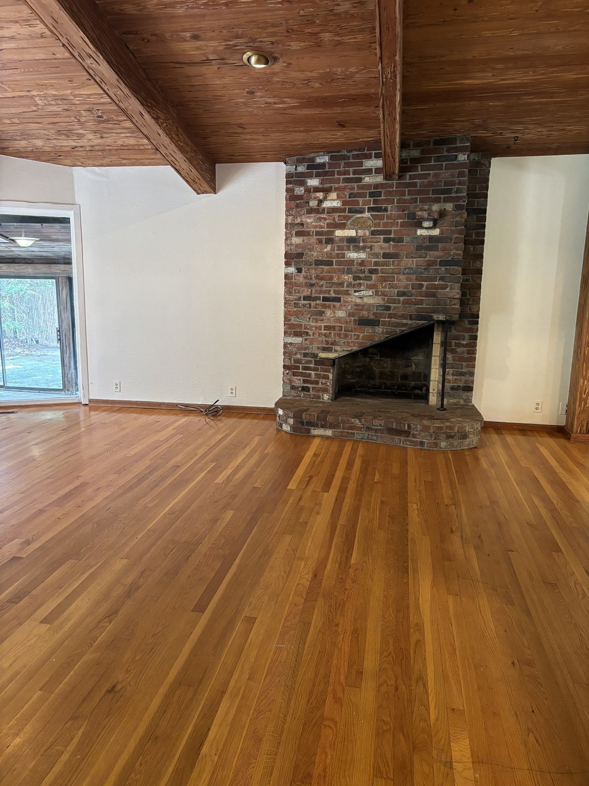 191 Samoset St Property Photo 11