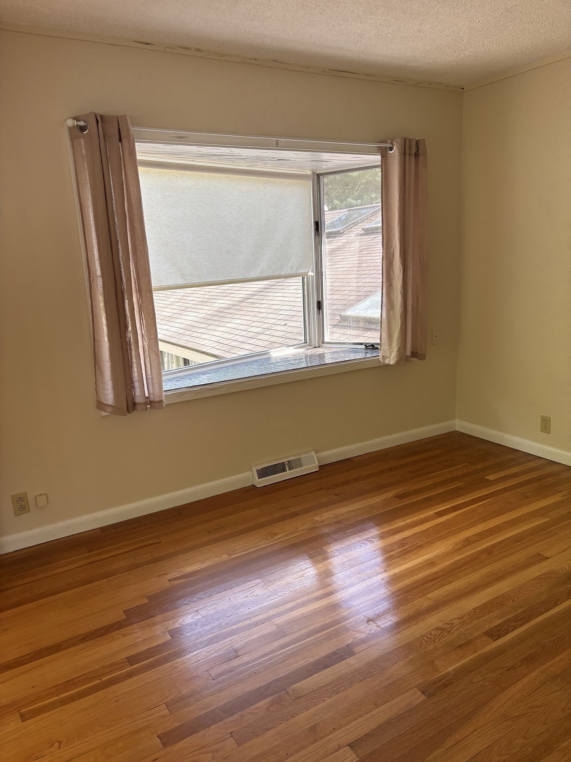 191 Samoset St Property Photo 16