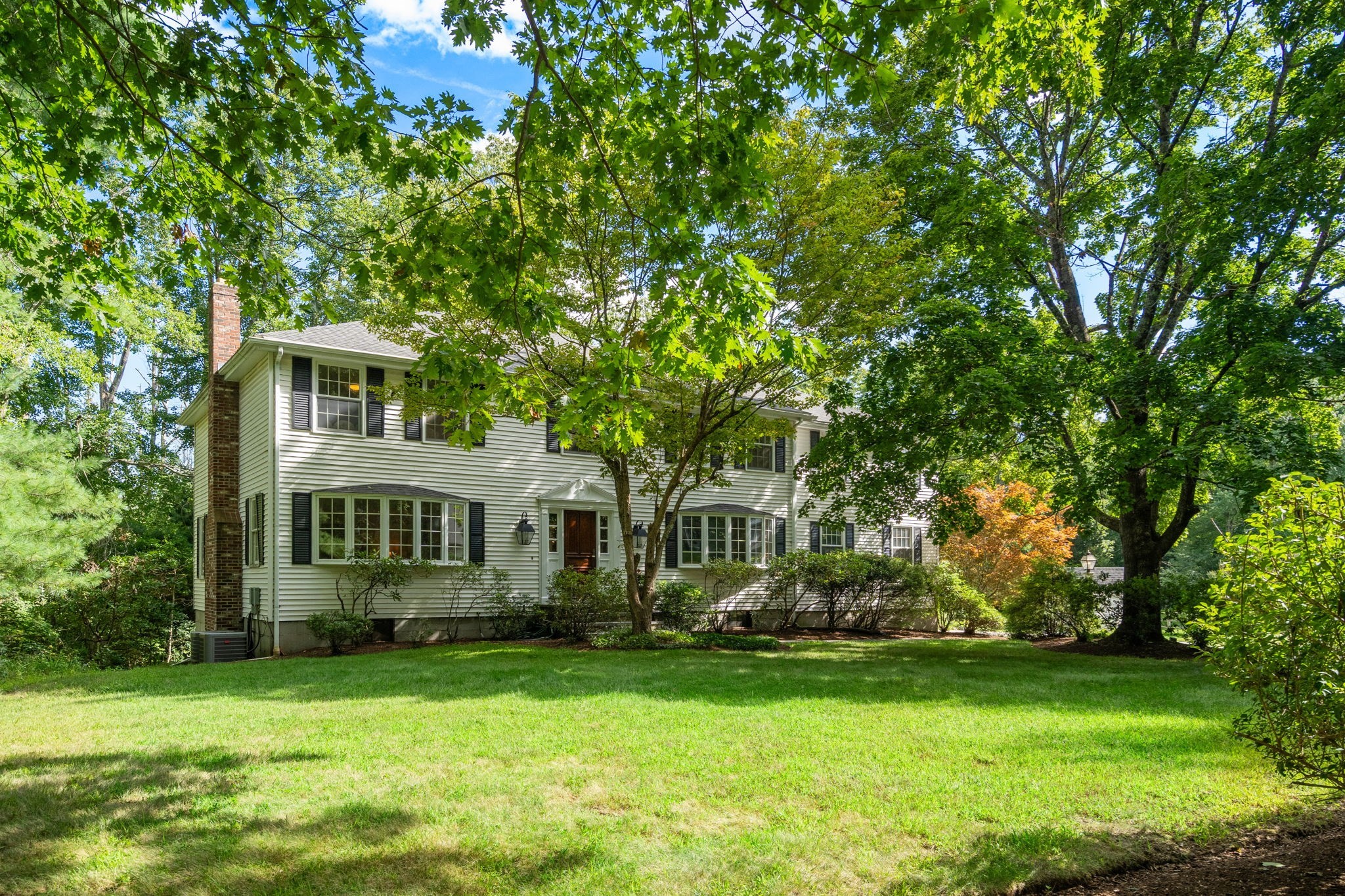 10 Circle Dr Property Photo 1