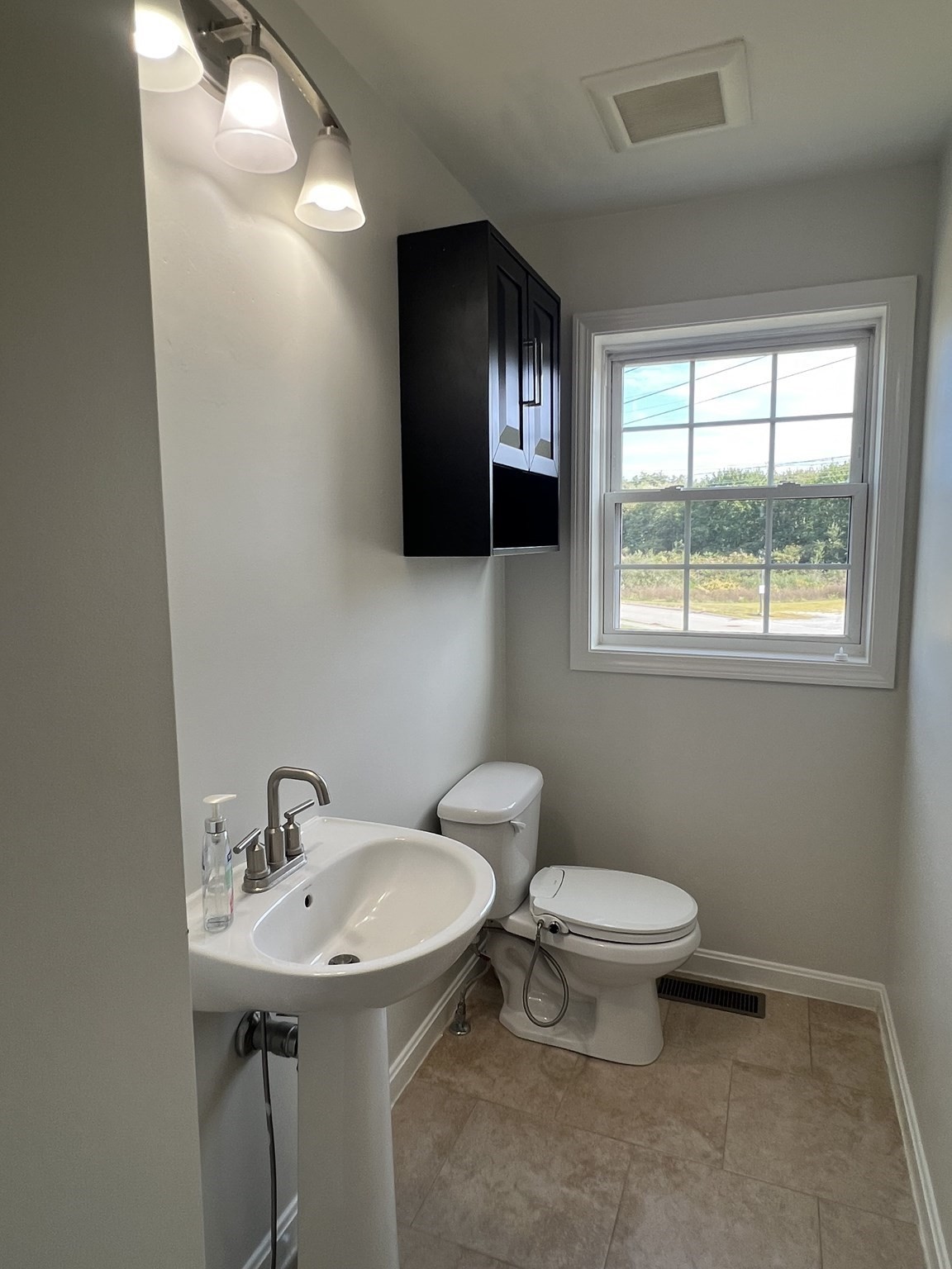 3 Bandon Cir # 3 Property Photo 6