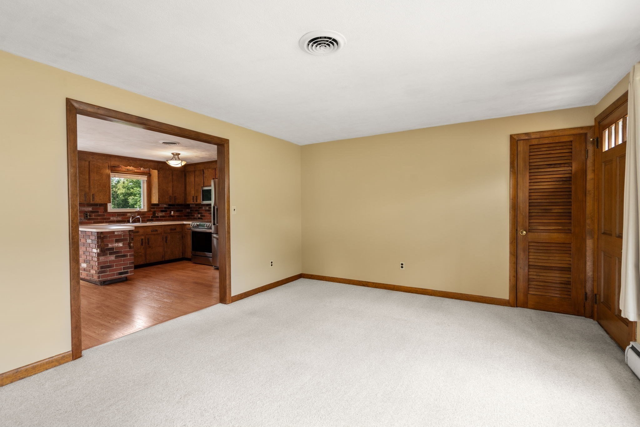 8 Benelli St Property Photo 7